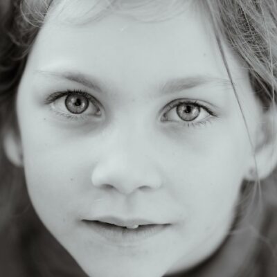 Portrait d’enfant : un outil pour renforcer l’estime de soi